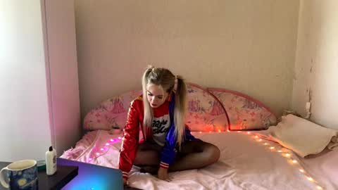 Milissa online show from 09-14-25, 06:56