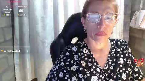 CHAYLA VICTORIA RUIZ  online show from 03-06-26, 09:55