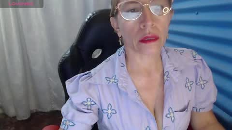 CHAYLA VICTORIA RUIZ  online show from 04-06-26, 12:39