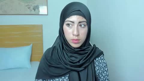 isabel online show from 01-31-25, 04:48