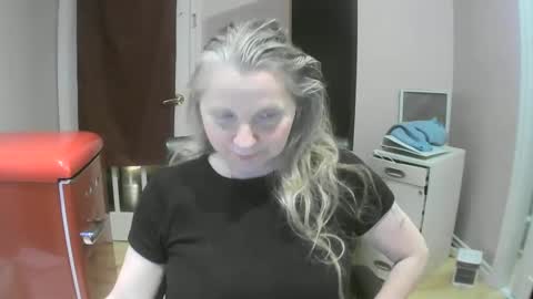 chealsiek online show from 10-01-25, 11:44