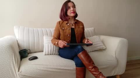 Snapshot of cheek_chic12 chatting on 02-17-26, 04:57 Regina Phalange online show from 02-17-26, 04:57