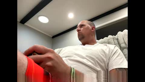 Snapshot of cheekclapper3000 chatting on 04-16-26, 12:33 cheekclapper3000 online show from 04-16-26, 12:33