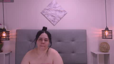 Snapshot of cheelsea_ chatting on 12-08-24, 06:01 cheelsea_ online show from 12-08-24, 06:01