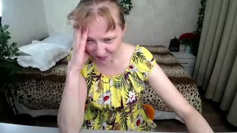 cheerful_madam1 online show from 06-03-26, 10:29