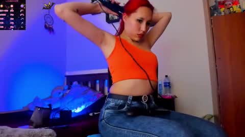 Snapshot of cheeryl chatting on 12-19-24, 08:02 Miss Cheeryl online show from 12-19-24, 08:02