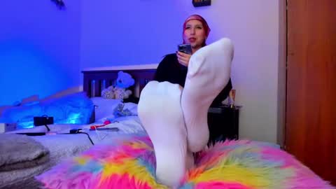 Snapshot of cheeryl chatting on 02-14-25, 05:09 Miss Cheeryl online show from 02-14-25, 05:09