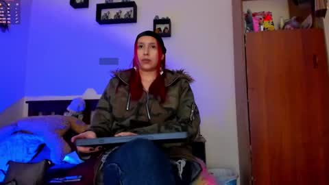 Snapshot of cheeryl chatting on 03-09-25, 03:32 Miss Cheeryl online show from 03-09-25, 03:32