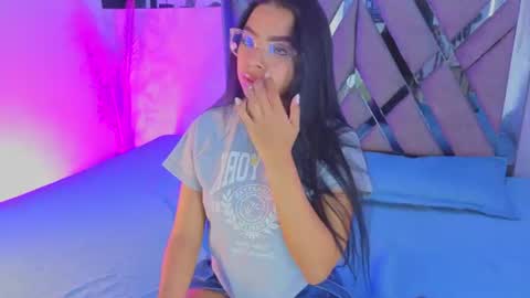   online show from 07-20-26, 03:54