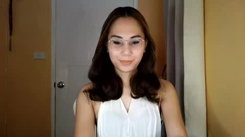 Snapshot of chelly4u69 chatting on 03-16-26, 01:33 chelly4u69 online show from 03-16-26, 01:33