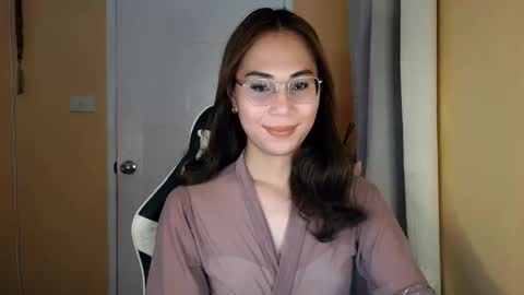 Snapshot of chelly4u69 chatting on 03-18-26, 01:58 chelly4u69 online show from 03-18-26, 01:58