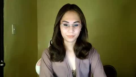 Snapshot of chelly4u69 chatting on 05-16-26, 10:36 chelly4u69 online show from 05-16-26, 10:36