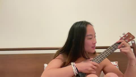 Snapshot of chellybear101 chatting on 01-10-25, 10:06 chellybear101 online show from 01-10-25, 10:06