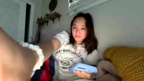 Snapshot of chellybear101 chatting on 11-10-25, 12:31 chellybear101 online show from 11-10-25, 12:31