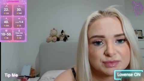 Snapshot of chelseablondeuk chatting on 04-01-26, 06:38 ChelseaBlonde online show from 04-01-26, 06:38