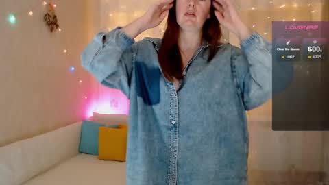 Snapshot of chelsey_rayne chatting on 01-04-25, 07:44 Instagram faroffland online show from 01-04-25, 07:44