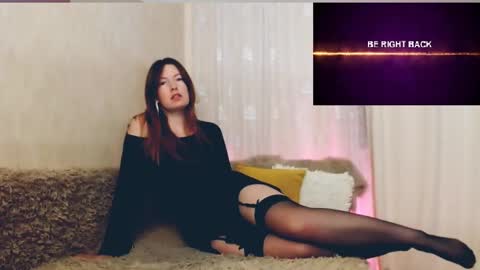 Snapshot of chelsey_rayne chatting on 03-05-25, 09:15 Instagram faroffland online show from 03-05-25, 09:15