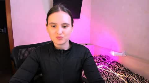Snapshot of chelsyluxex chatting on 08-05-26, 10:18 Chelsy Luxe online show from 08-05-26, 10:18