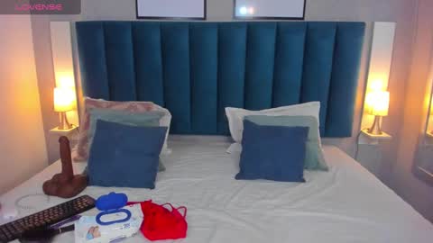   online show from 12-18-24, 08:36