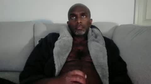 Snapshot of chenthu1979 chatting on 06-04-26, 12:00 chenthu1979 online show from 06-04-26, 12:00
