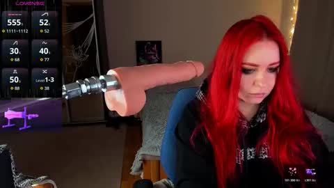 Snapshot of cherry__girl_ chatting on 10-22-25, 04:18 Emily online show from 10-22-25, 04:18