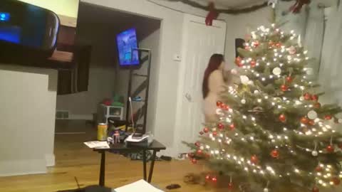 Snapshot of cherry_and_hubby chatting on 12-22-25, 07:27 cherry_and_hubby online show from 12-22-25, 07:27