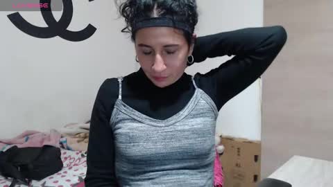 Nezumy Rey  online show from 10-28-25, 02:59