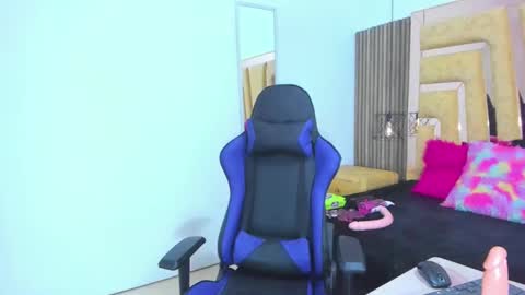 Cherry Mew and jean online show from 03-07-25, 03:18