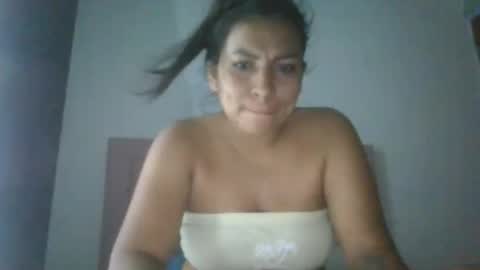 Snapshot of cherry_provocation chatting on 10-19-25, 09:15 cherry online show from 10-19-25, 09:15