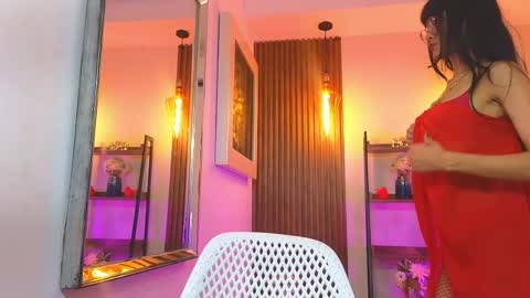 Snapshot of cherry_vixen_ chatting on 04-23-26, 06:43 Sery online show from 04-23-26, 06:43