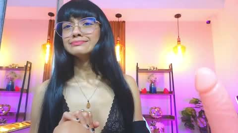 Snapshot of cherry_vixen_ chatting on 04-29-26, 06:25 Sery online show from 04-29-26, 06:25