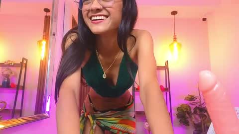 Snapshot of cherry_vixen_ chatting on 04-30-26, 06:36 Sery online show from 04-30-26, 06:36