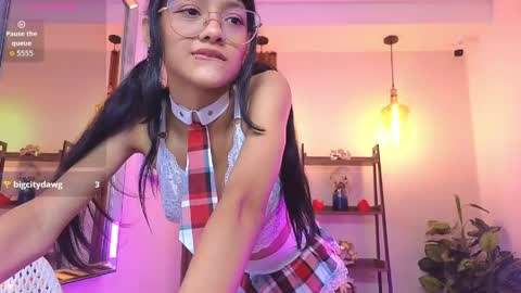 Snapshot of cherry_vixen_ chatting on 05-08-26, 08:36 Sery online show from 05-08-26, 08:36
