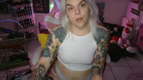 Snapshot of cherryb0mbb0mb chatting on 12-02-24, 05:59 CherryBombBomb online show from 12-02-24, 05:59