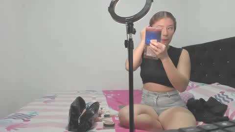 Snapshot of cherryblossom_23 chatting on 05-15-26, 09:33 cherryblossom_23 online show from 05-15-26, 09:33
