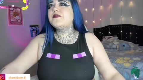 Snapshot of cherrybom_ chatting on 02-25-26, 02:43 dayis independent model online show from 02-25-26, 02:43