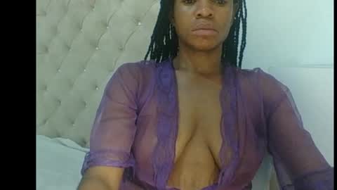 cherry online show from 11-22-25, 04:22