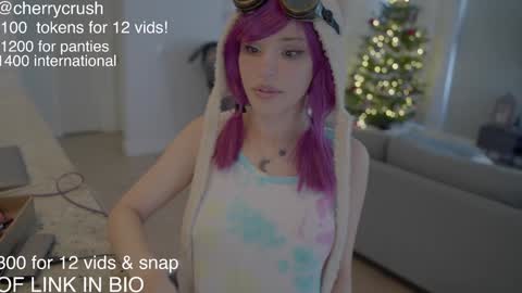 Snapshot of cherrycrush chatting on 12-02-24, 08:22 Cherry Crush online show from 12-02-24, 08:22