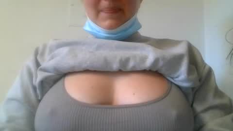 Snapshot of cherryjune chatting on 07-01-26, 05:12 CherryJune online show from 07-01-26, 05:12
