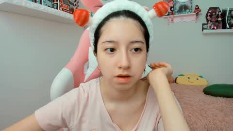 cherrycute666 online show from 01-10-25, 06:06