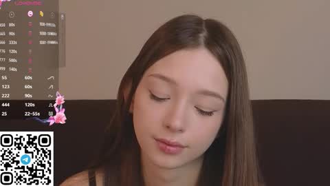 Snapshot of cherrymira chatting on 09-20-25, 06:14 Loise online show from 09-20-25, 06:14