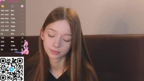 Snapshot of cherrymira chatting on 10-09-25, 06:11 Loise online show from 10-09-25, 06:11