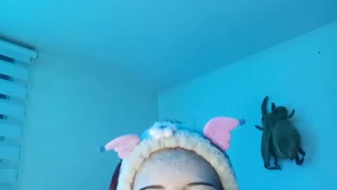 Snapshot of cherrywitchy chatting on 01-21-25, 05:27 Cherry online show from 01-21-25, 05:27