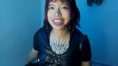 Snapshot of cherrywitchy chatting on 01-29-25, 06:43 Cherry online show from 01-29-25, 06:43