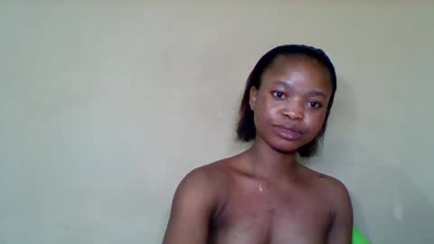 Snapshot of cherryxpussy chatting on 12-17-25, 08:20 cherryxpussy online show from 12-17-25, 08:20