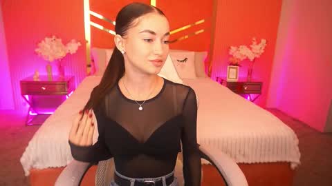 cherryylulu online show from 10-29-25, 08:27