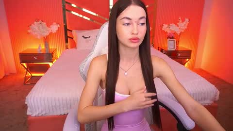 cherryylulu online show from 11-11-25, 08:47