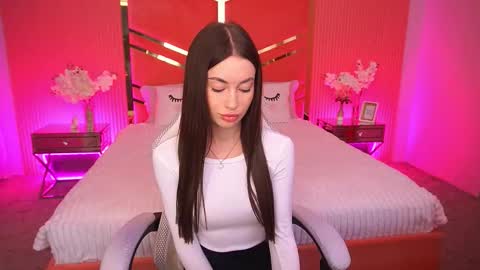 cherryylulu online show from 11-14-25, 08:57