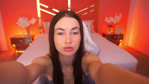 cherryylulu online show from 11-19-25, 08:25