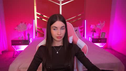 cherryylulu online show from 11-26-25, 08:37